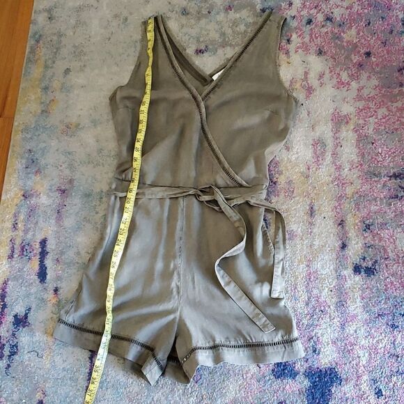 Anthropologie Cloth & Stone Romper Size S - Picture 12 of 16